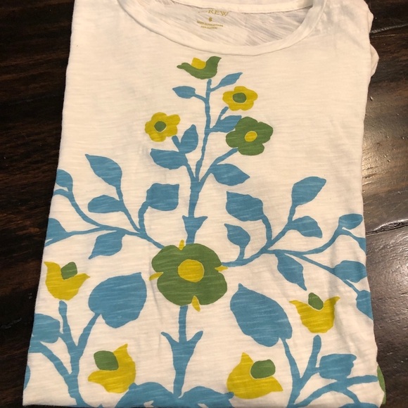 Beautiful j. crew S short sleeve top💙💚 - Picture 3 of 4